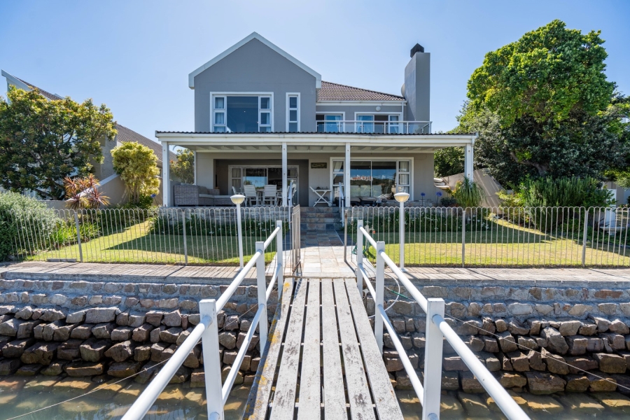 7 Bedroom Property for Sale in Royal Alfred Marina Eastern Cape